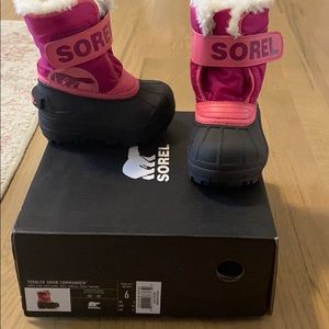 NEVER used Sorel snow boots